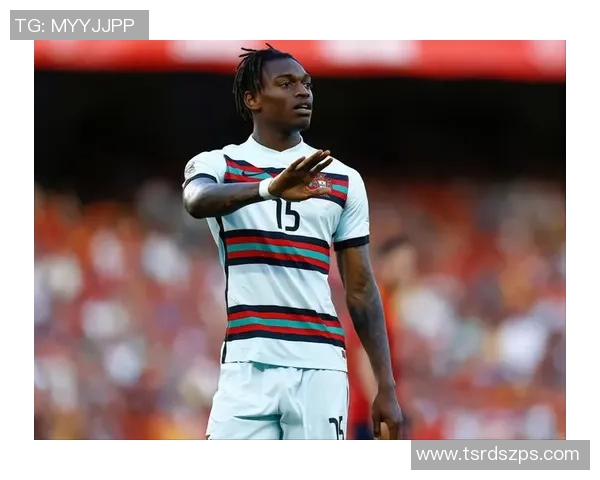 莱奥的成长之路：从少年梦想到足球巨星的辉煌旅程